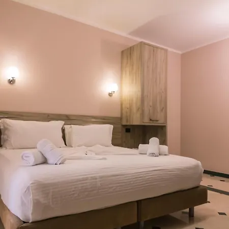 Ξενοδοχείο Pandora 3*