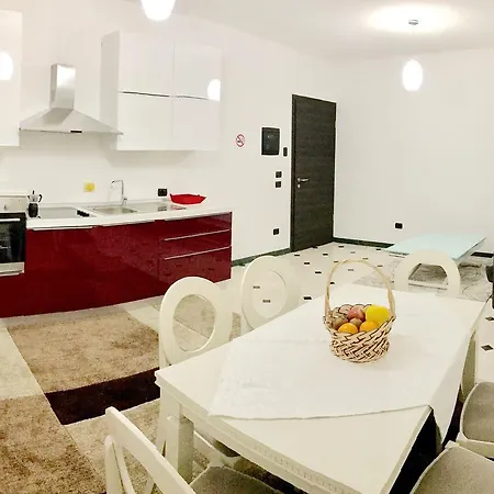 Pandora 3* Tirana
