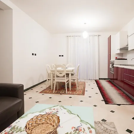 Pandora 3* Tirana