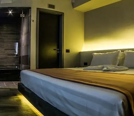 Pandora Hotel