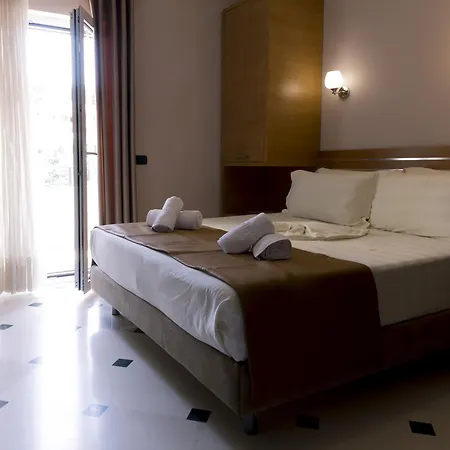 Pandora 3* Tirana