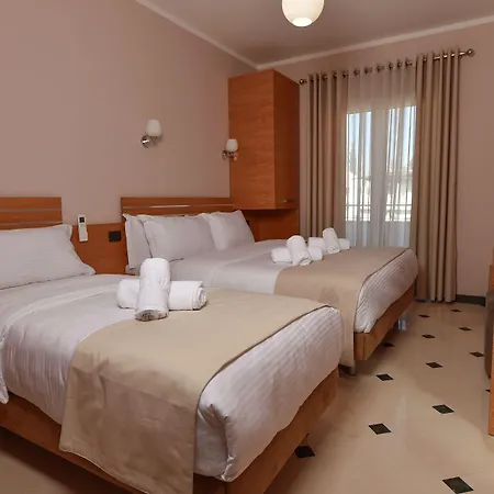 ホテル Pandora ティラナ