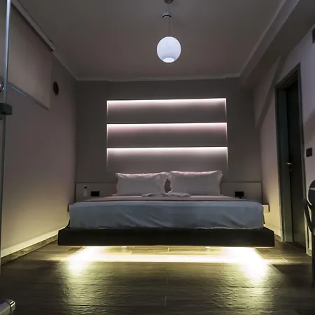 Pandora ティラナ