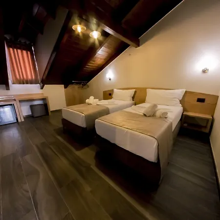 Pandora 3* ティラナ