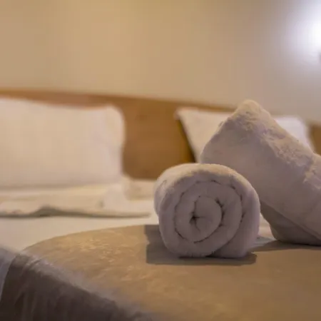 Отель Pandora 3*