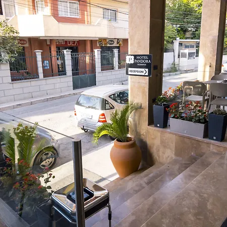 Pandora מלון טיראנה