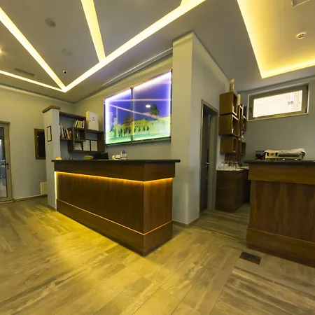 Pandora ホテル ティラナ