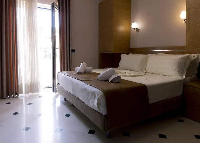 Pandora 3* Tirana
