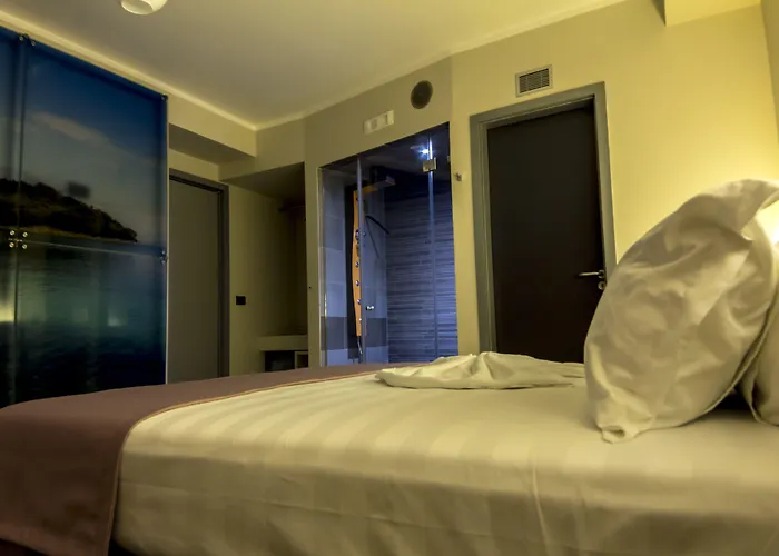 Pandora Hotel 3*
